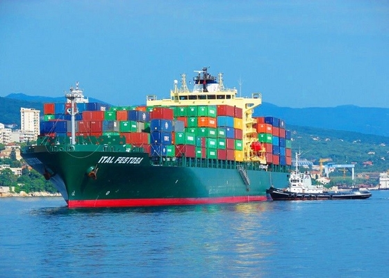 40OT Transporte marítimo de mercancías por vía fluvial